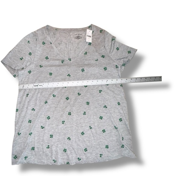 NWT LANE BRYANT Luckiest Clover Graphic Tee - 10/12 Grey/Green - Picture 6 of 11